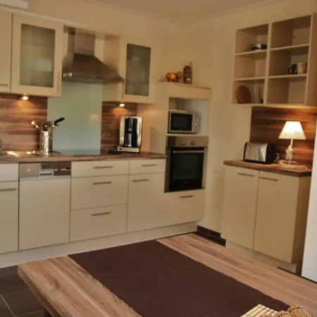 Haus Jutta - 3 Apartment *